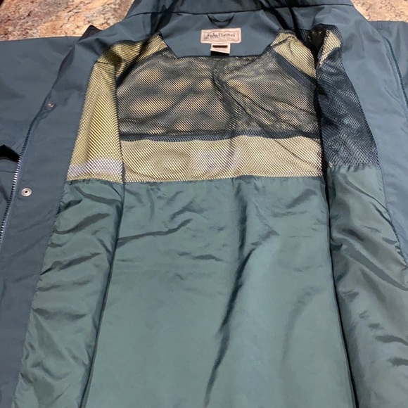 LL Bean Light weight Wind breaker Jacket extra large - Picture 11 of 11